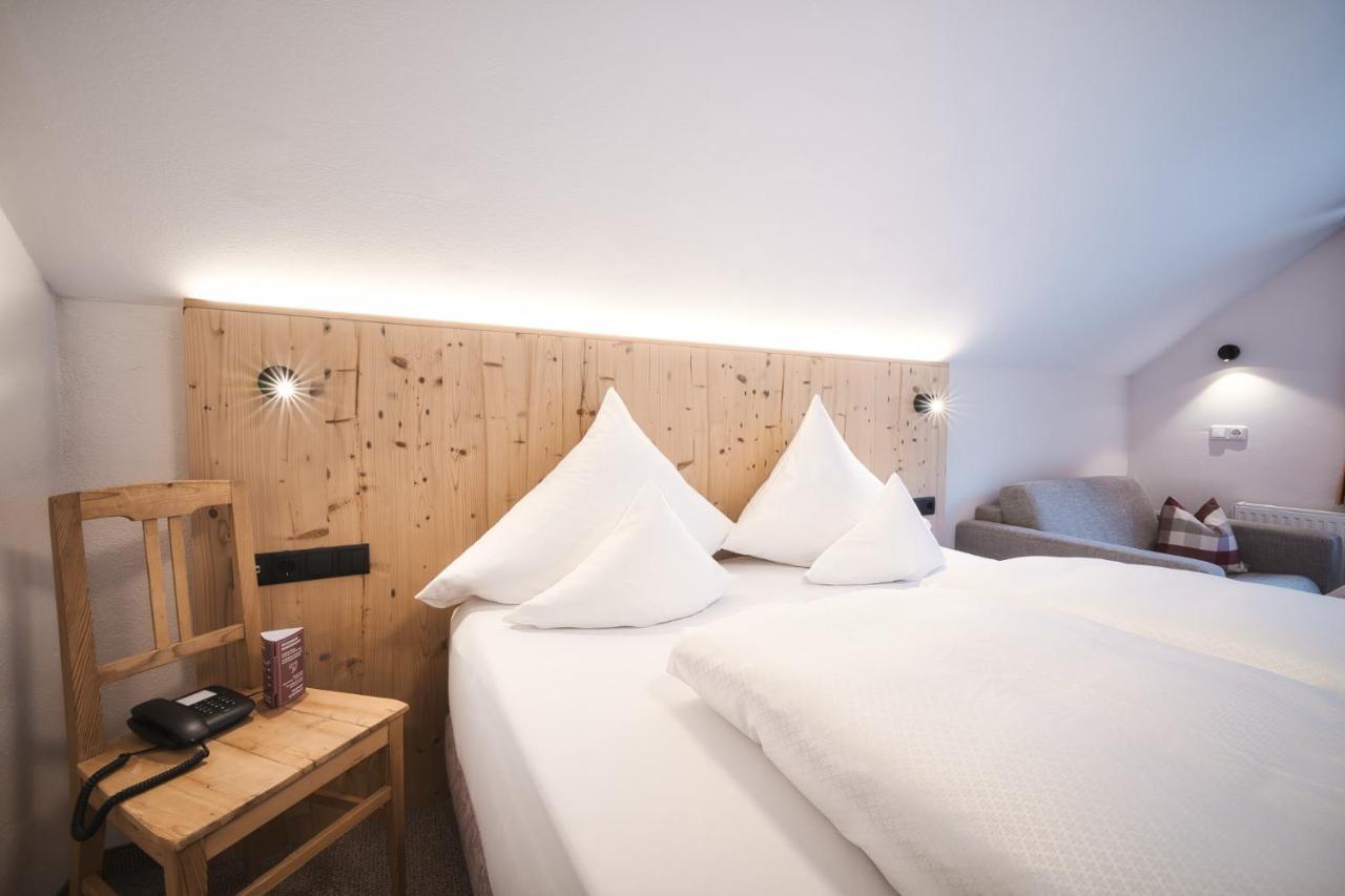 Hotel Die Arlbergerin -New- All-In Super Flex Rate (Adults Only) Sankt Anton am Arlberg Luaran gambar
